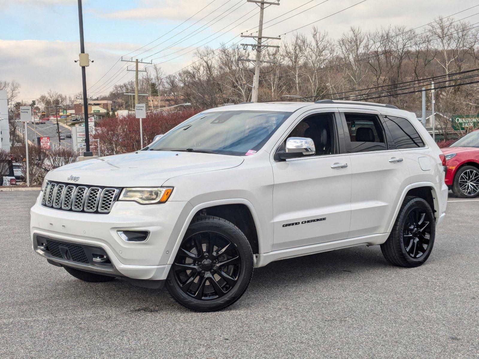 2017 Jeep Grand Cherokee Vehicle Photo in Towson, MD 21204