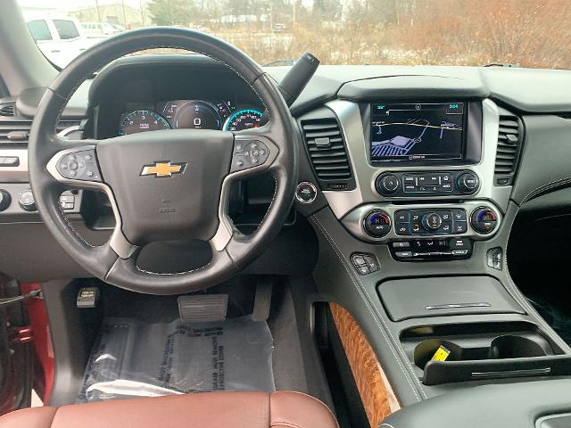 2019 Chevrolet Tahoe Vehicle Photo in MOON TOWNSHIP, PA 15108-2571