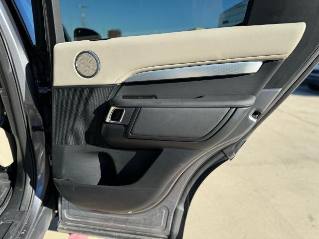 2020 Land Rover Discovery Vehicle Photo in Grapevine, TX 76051