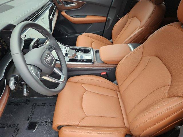 2025 Audi Q7 Vehicle Photo in HOUSTON, TX 77090