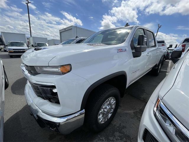 2024 Chevrolet Silverado 2500 HD Vehicle Photo in ALCOA, TN 37701-3235