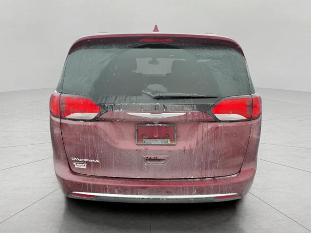 2017 Chrysler Pacifica Vehicle Photo in Oshkosh, WI 54904