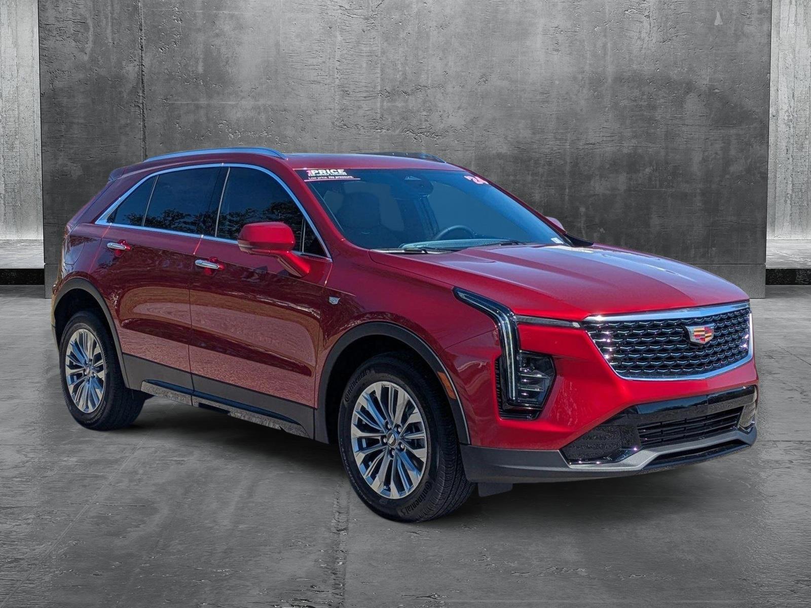 2024 Cadillac XT4 Vehicle Photo in Sarasota, FL 34231