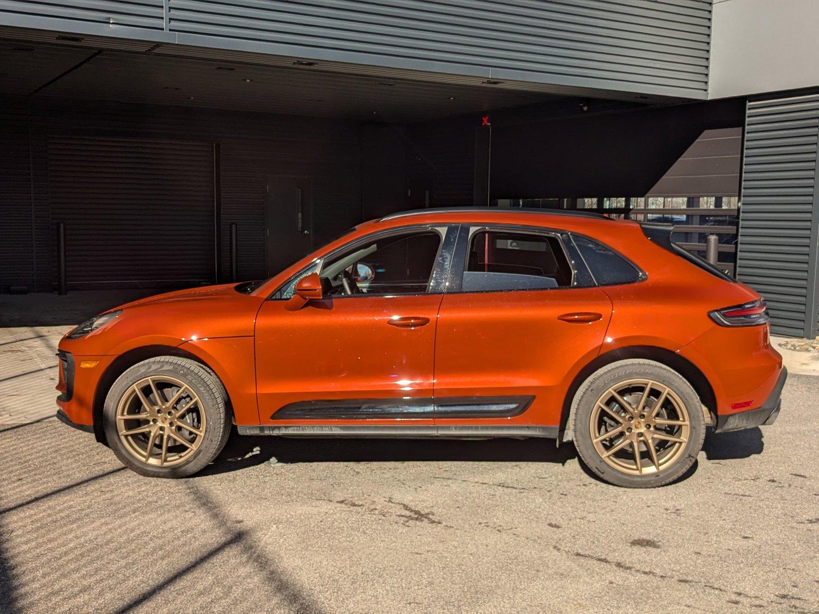 2024 Porsche Macan Vehicle Photo in Towson, MD 21204