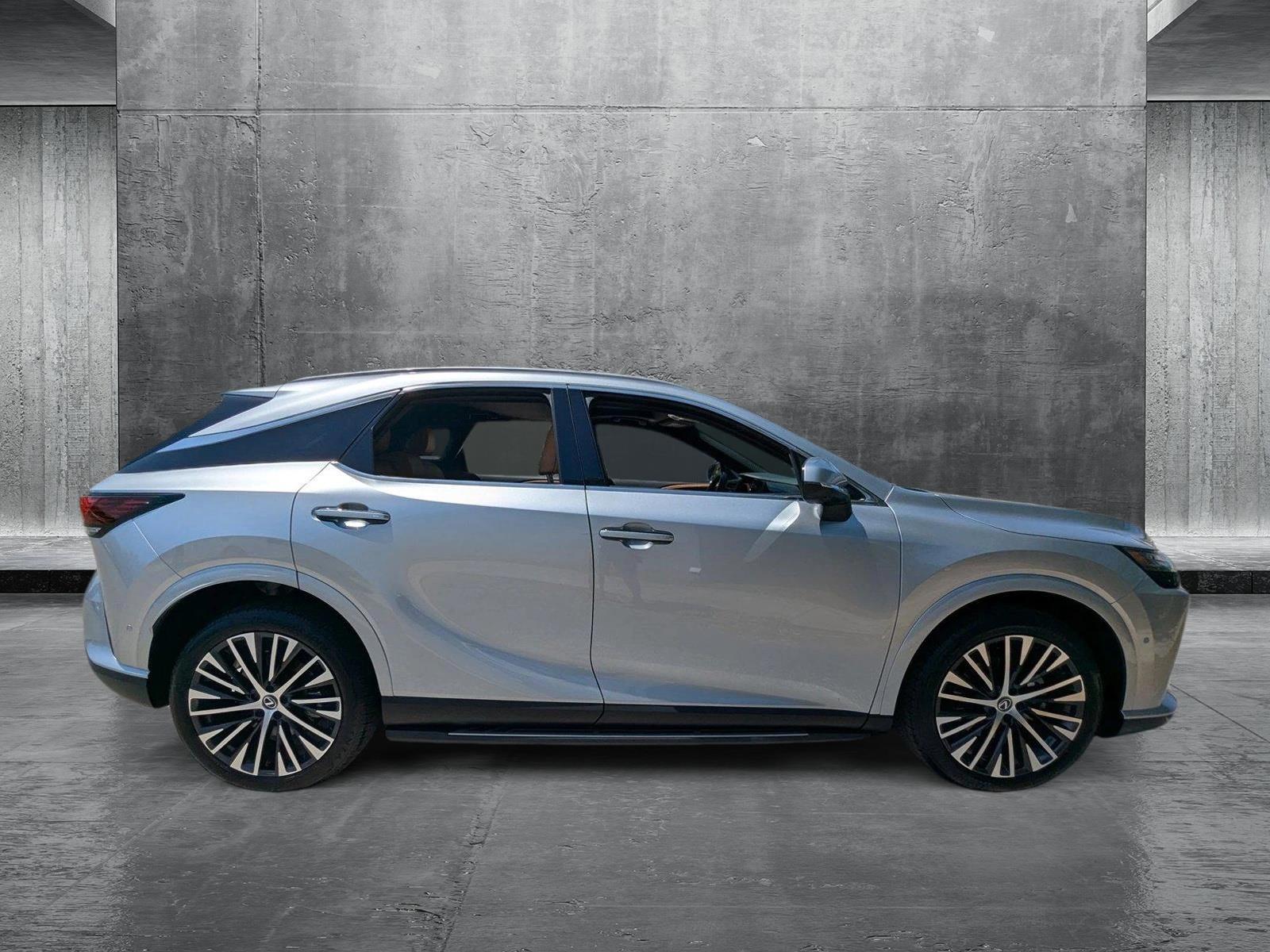 2024 Lexus RX 350 Vehicle Photo in Tampa, FL 33614