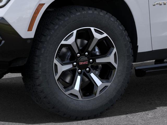2025 GMC Yukon XL Vehicle Photo in OSHKOSH, WI 54904-7811