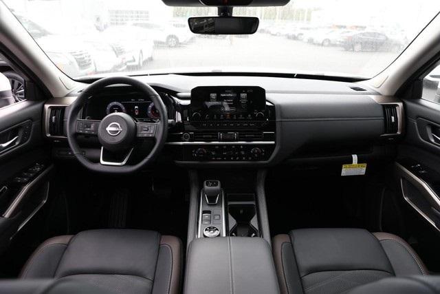 2025 Nissan Pathfinder Vehicle Photo in Hazelwood, MO 63042