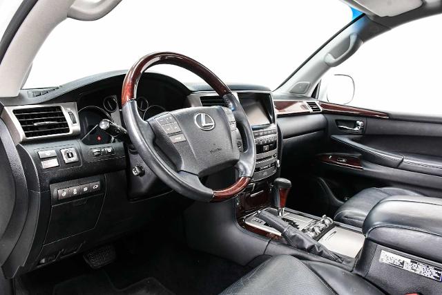 2013 Lexus LX 570 Vehicle Photo in DALLAS, TX 75235