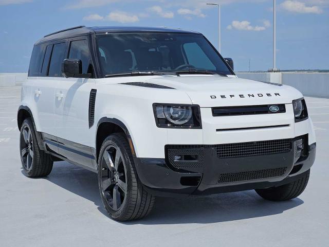 2025 Defender Vehicle Photo in AUSTIN, TX 78717