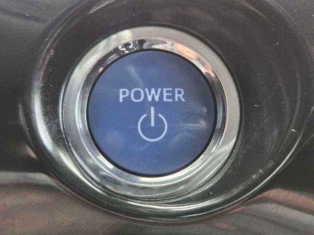 2017 Toyota Prius Prime Vehicle Photo in DENTON, TX 76210-9321