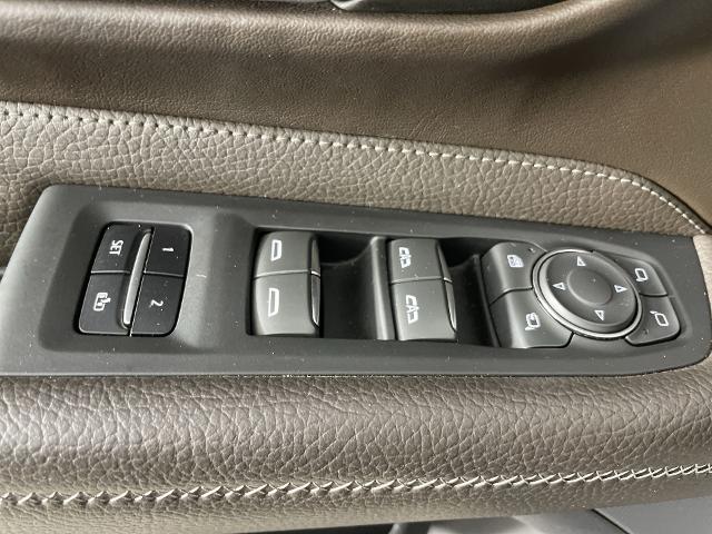 2022 GMC Yukon Vehicle Photo in GILBERT, AZ 85297-0402
