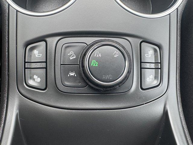 2024 GMC Terrain Vehicle Photo in LEOMINSTER, MA 01453-2952