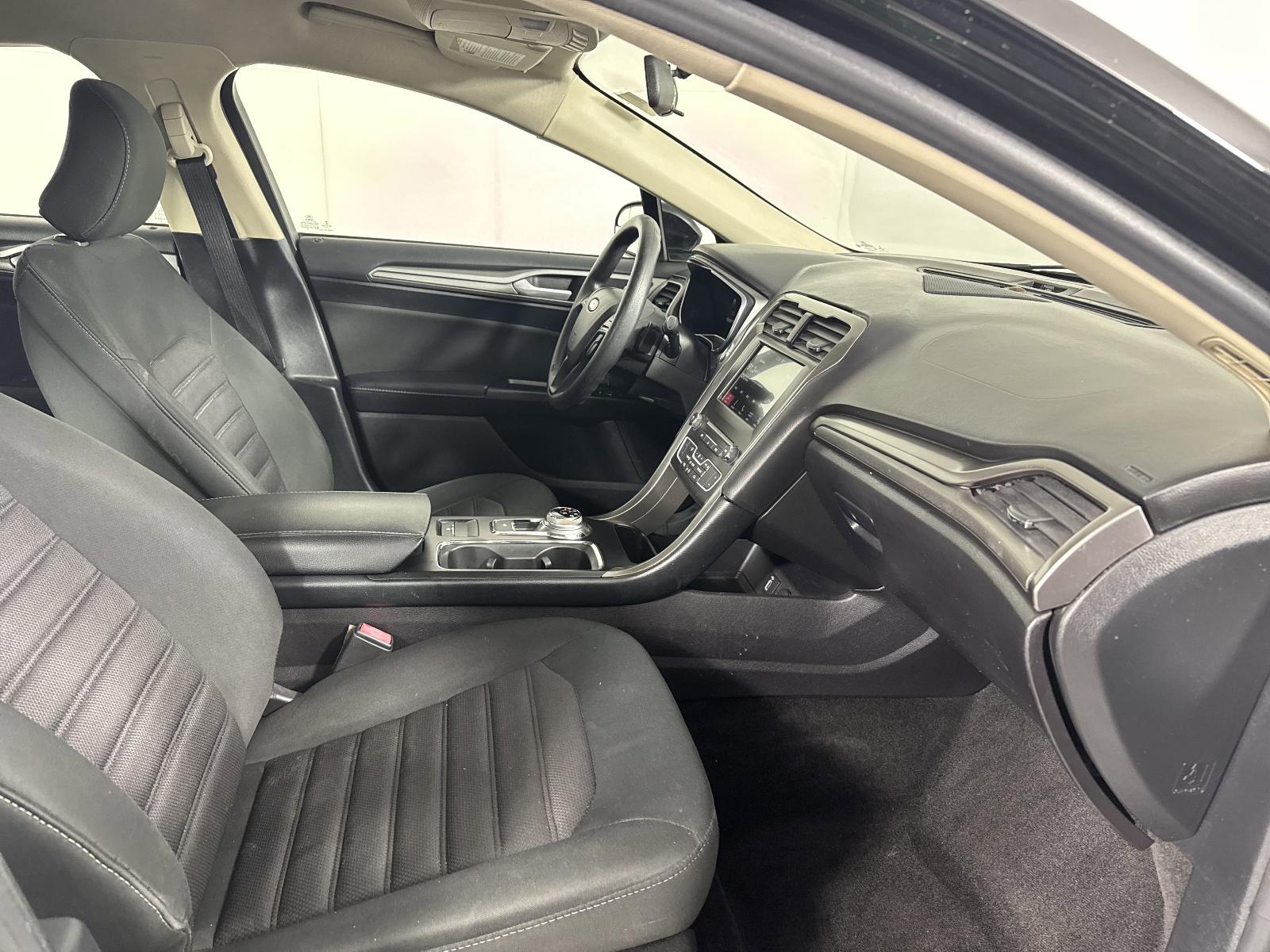2017 Ford Fusion Vehicle Photo in GEORGETOWN, TX 78626-7508