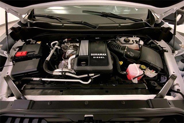 2025 Chevrolet Silverado 1500 Vehicle Photo in KANSAS CITY, MO 64114-4502