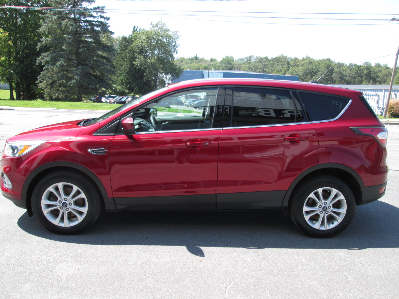 Used 2017 Ford Escape SE with VIN 1FMCU9GD7HUB34633 for sale in Vandling, PA