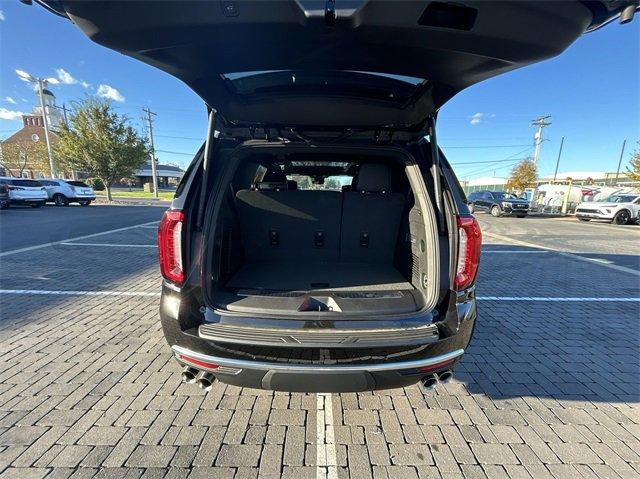 2024 GMC Yukon Vehicle Photo in BOWLING GREEN, KY 42104-4102