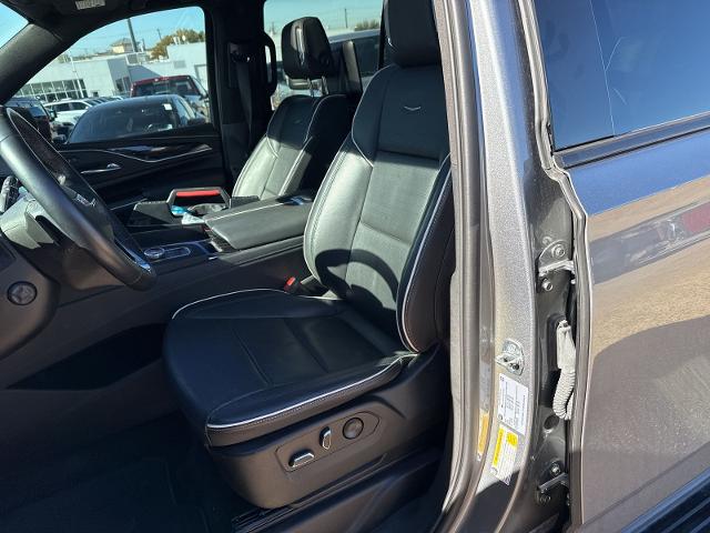 2022 Cadillac Escalade Vehicle Photo in Weatherford, TX 76087