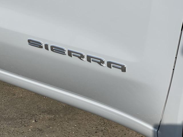 2025 GMC Sierra 1500 Vehicle Photo in TURLOCK, CA 95380-4918