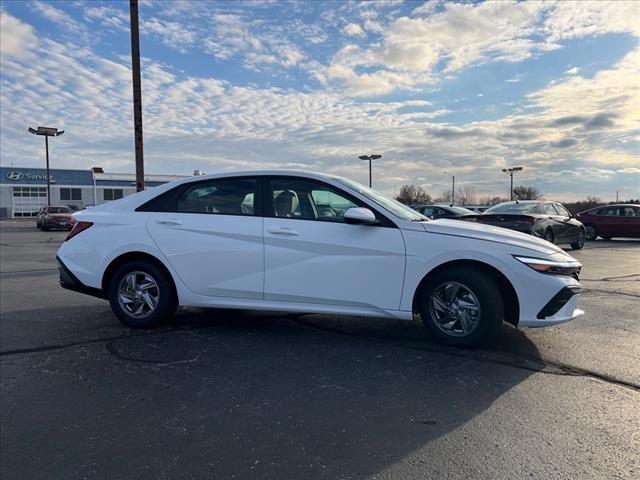 2025 Hyundai ELANTRA Vehicle Photo in Shiloh, IL 62269