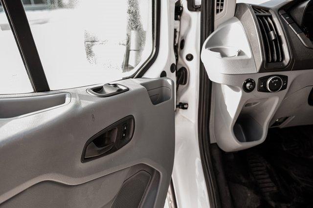 2017 Ford Transit Van Vehicle Photo in AKRON, OH 44320-4088