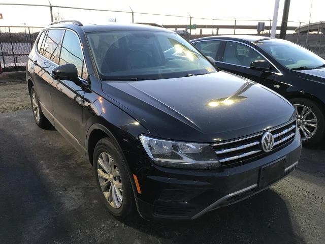 2018 Volkswagen Tiguan Vehicle Photo in GREEN BAY, WI 54303-3330