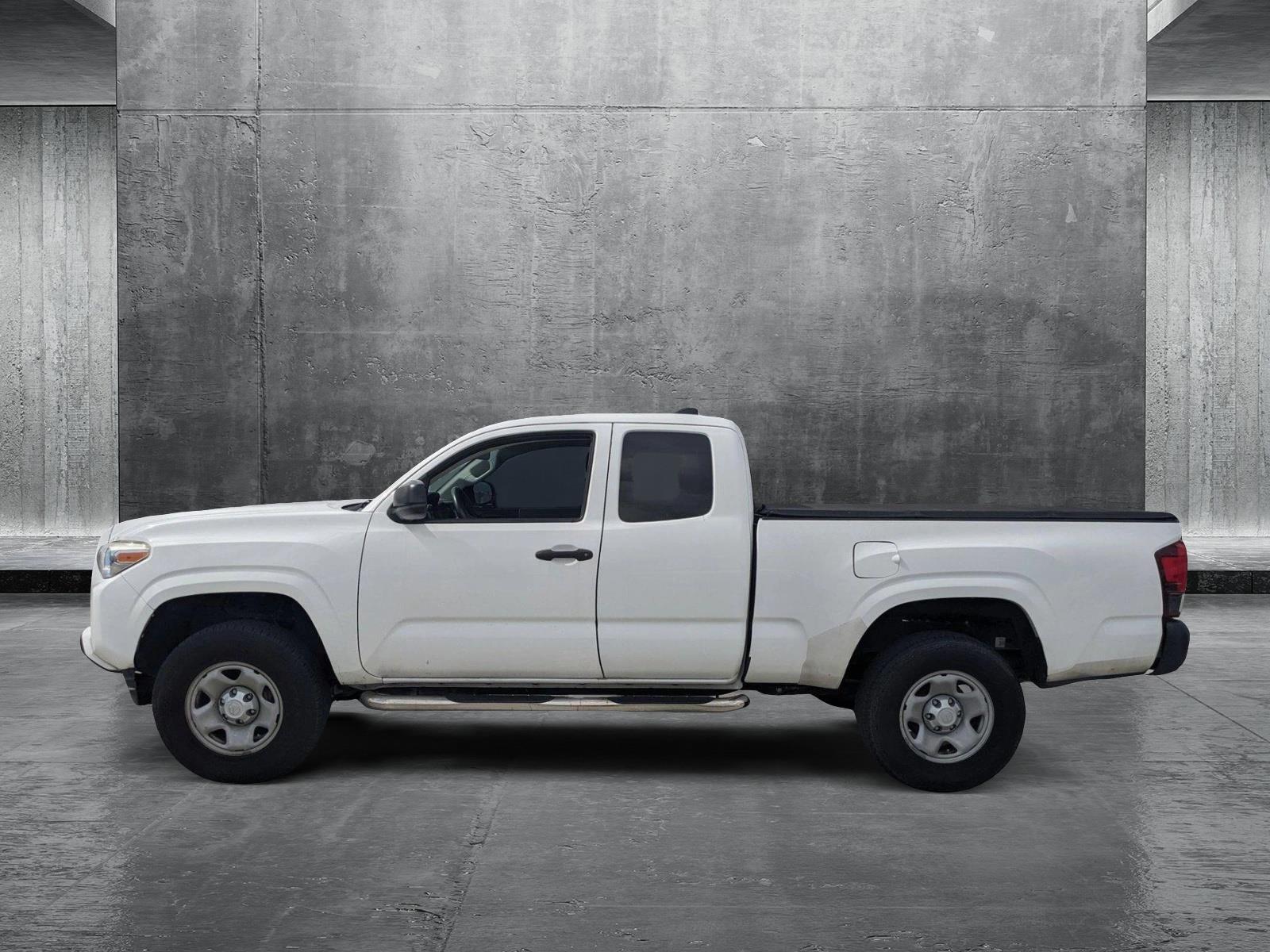 2019 Toyota Tacoma 2WD Vehicle Photo in MIAMI, FL 33172-3015