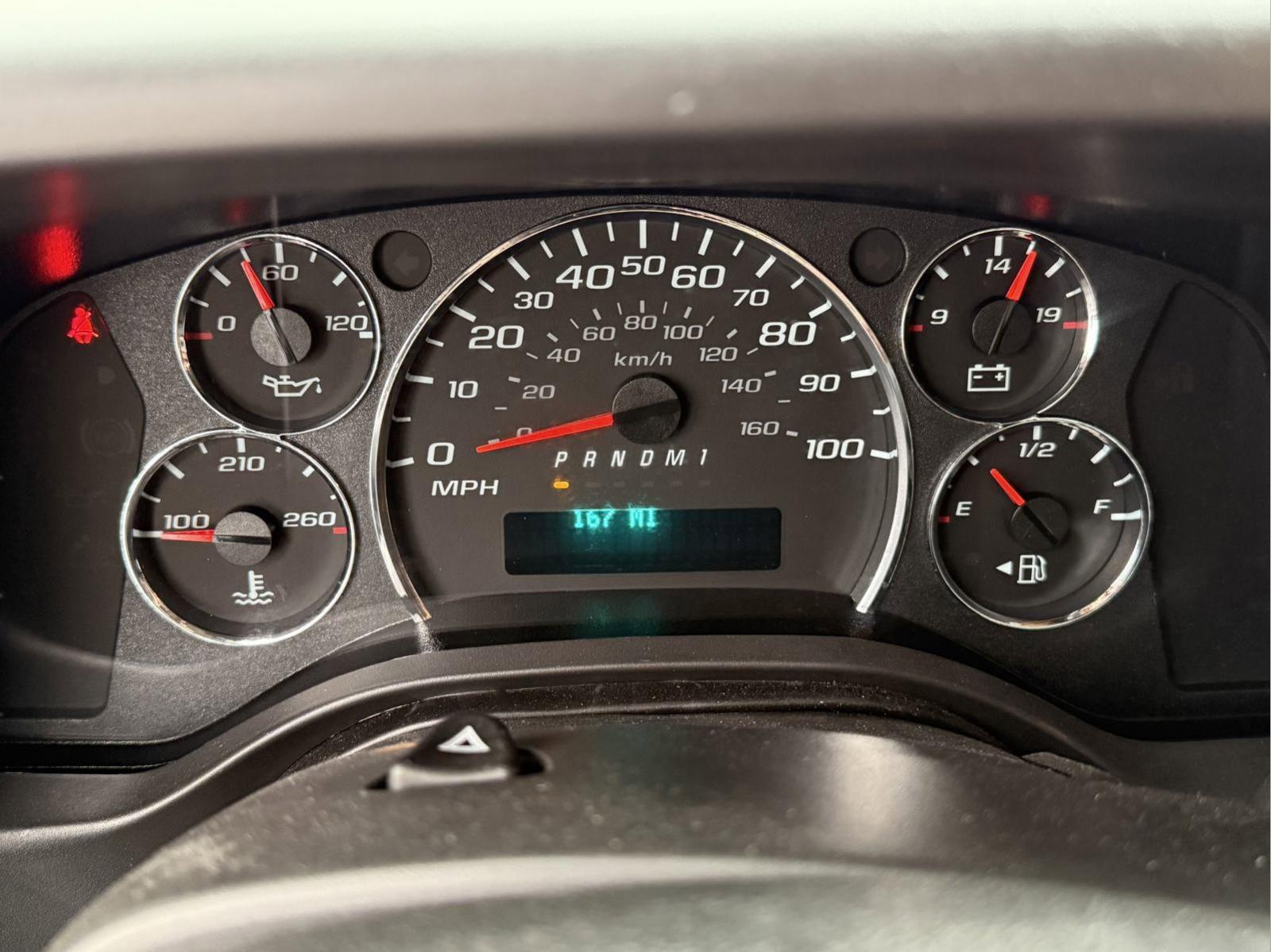 2024 Chevrolet Express Cutaway 3500 Vehicle Photo in GEORGETOWN, TX 78626-7508