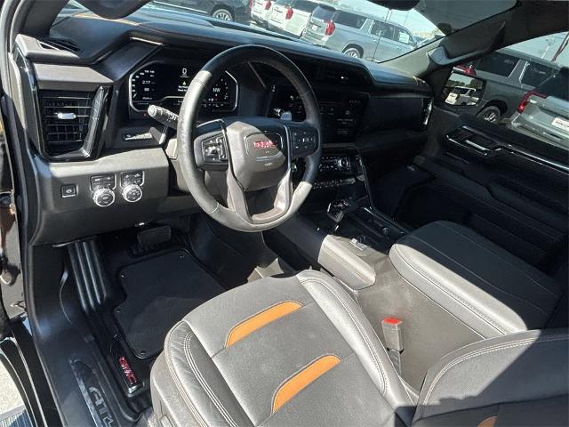 2024 GMC Sierra 1500 Vehicle Photo in ALBERTVILLE, AL 35950-0246
