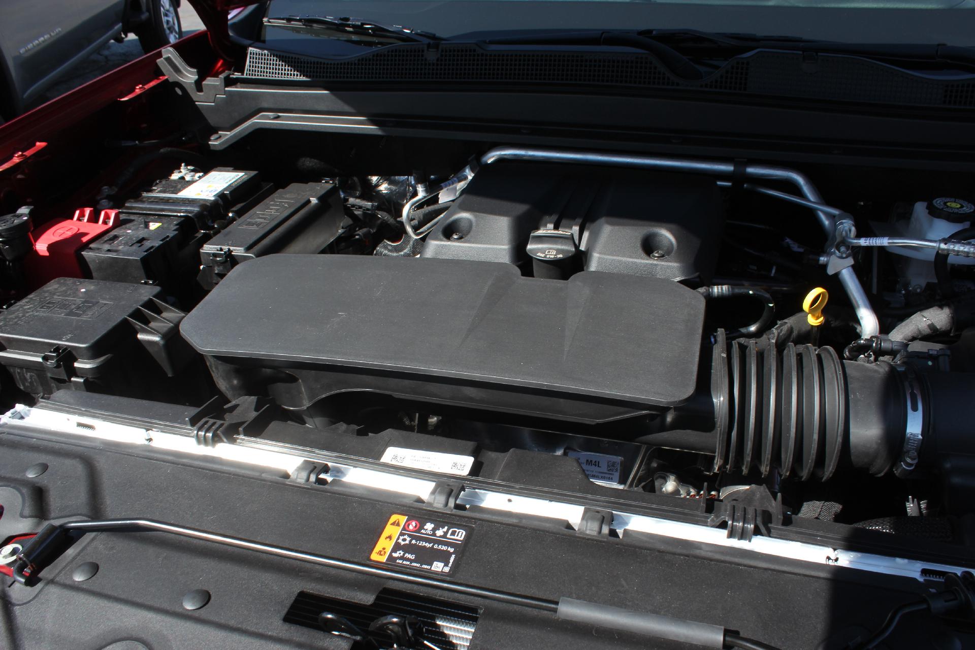 2025 GMC Canyon Vehicle Photo in AURORA, CO 80012-4011