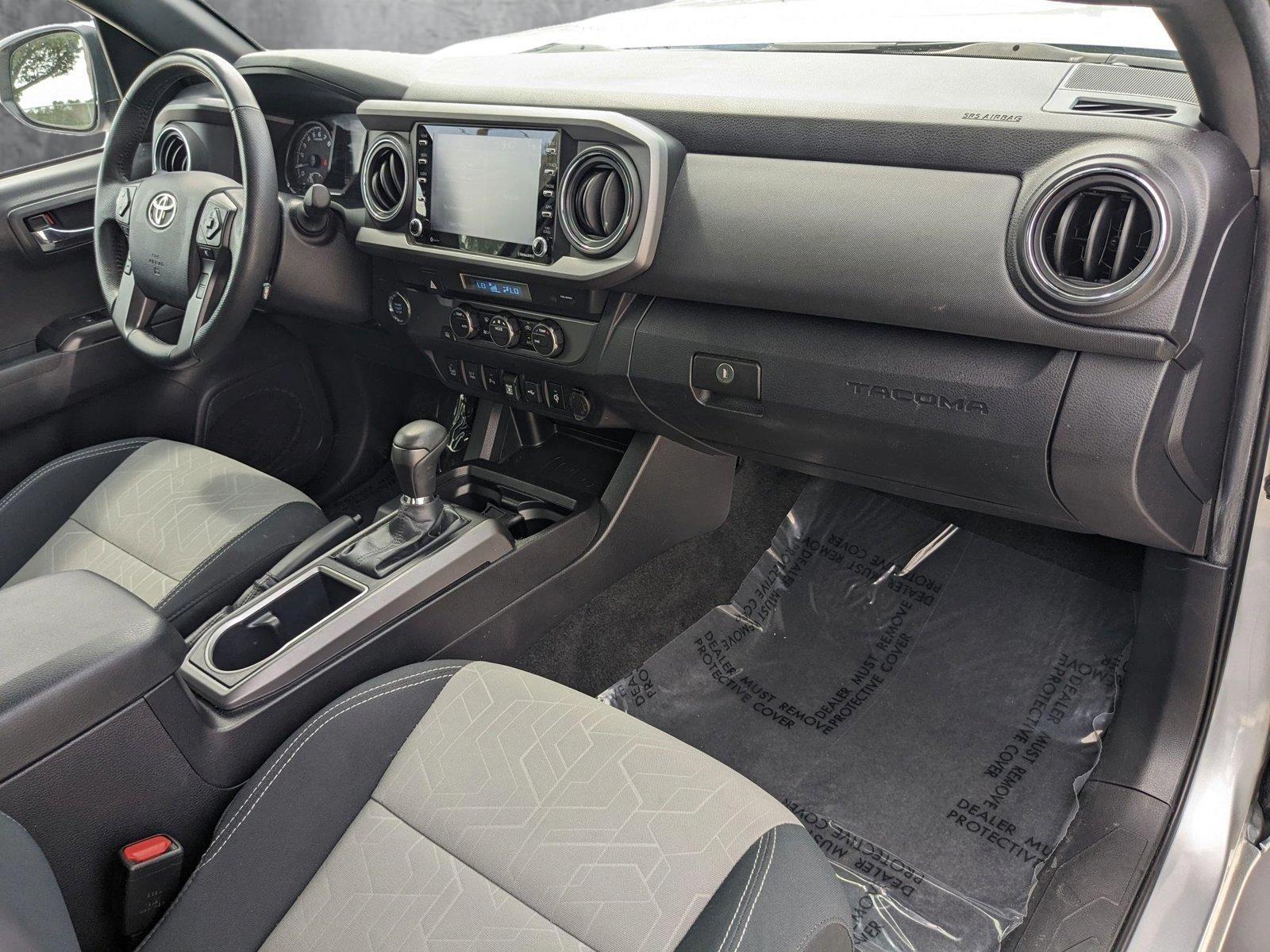 2022 Toyota Tacoma 2WD Vehicle Photo in Davie, FL 33331