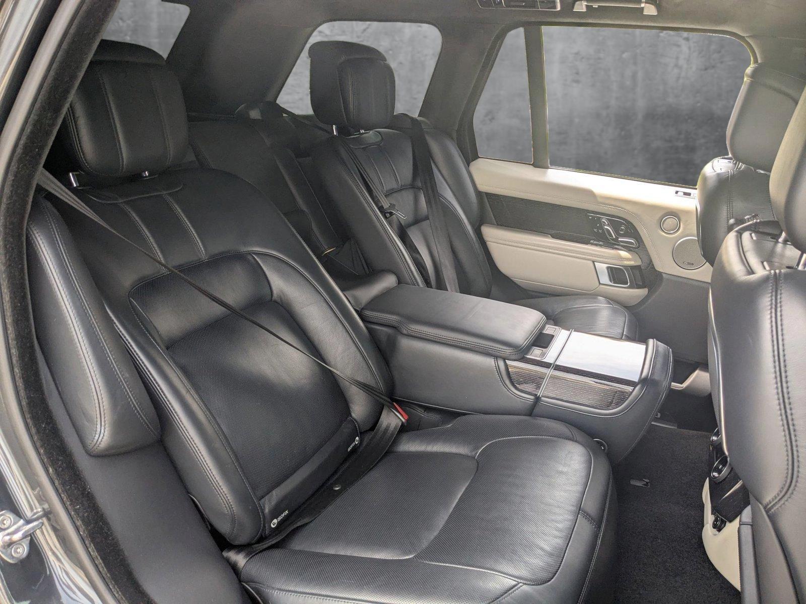 2019 Land Rover Range Rover Vehicle Photo in Cockeysville, MD 21030