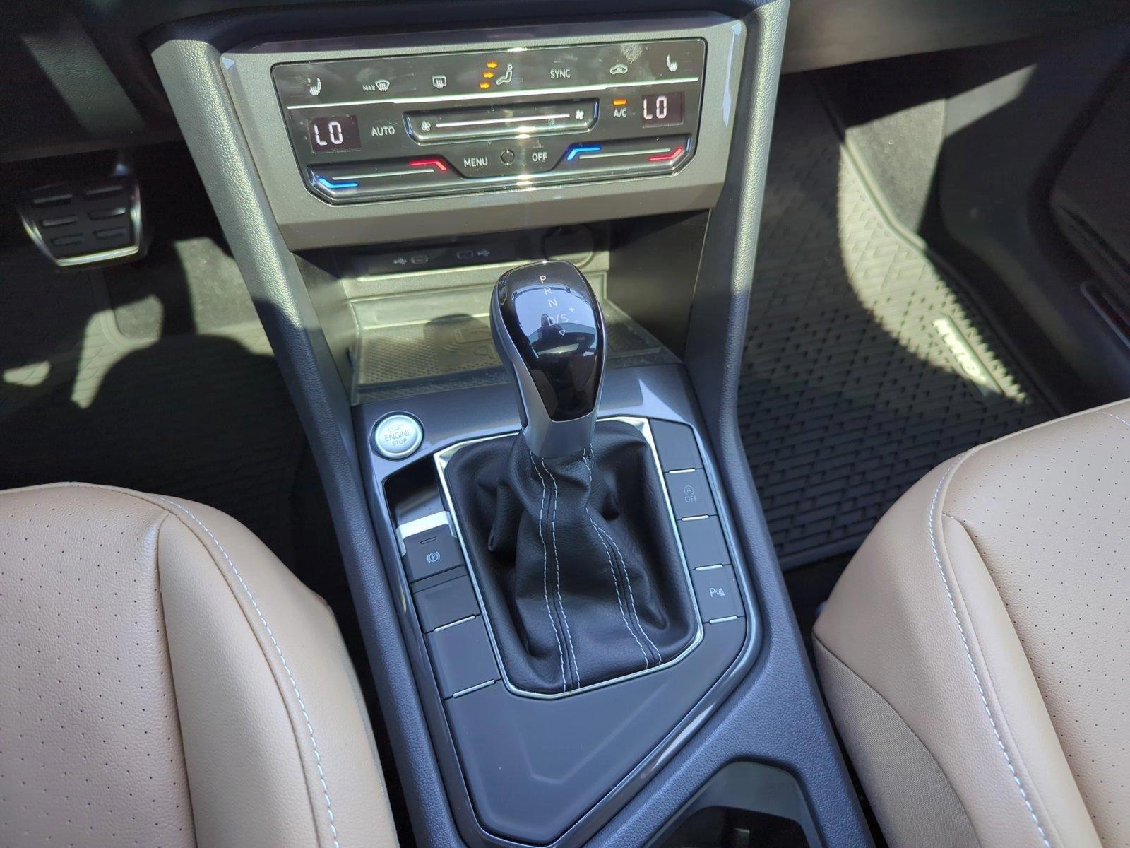 2024 Volkswagen Tiguan Vehicle Photo in Pembroke Pines, FL 33027