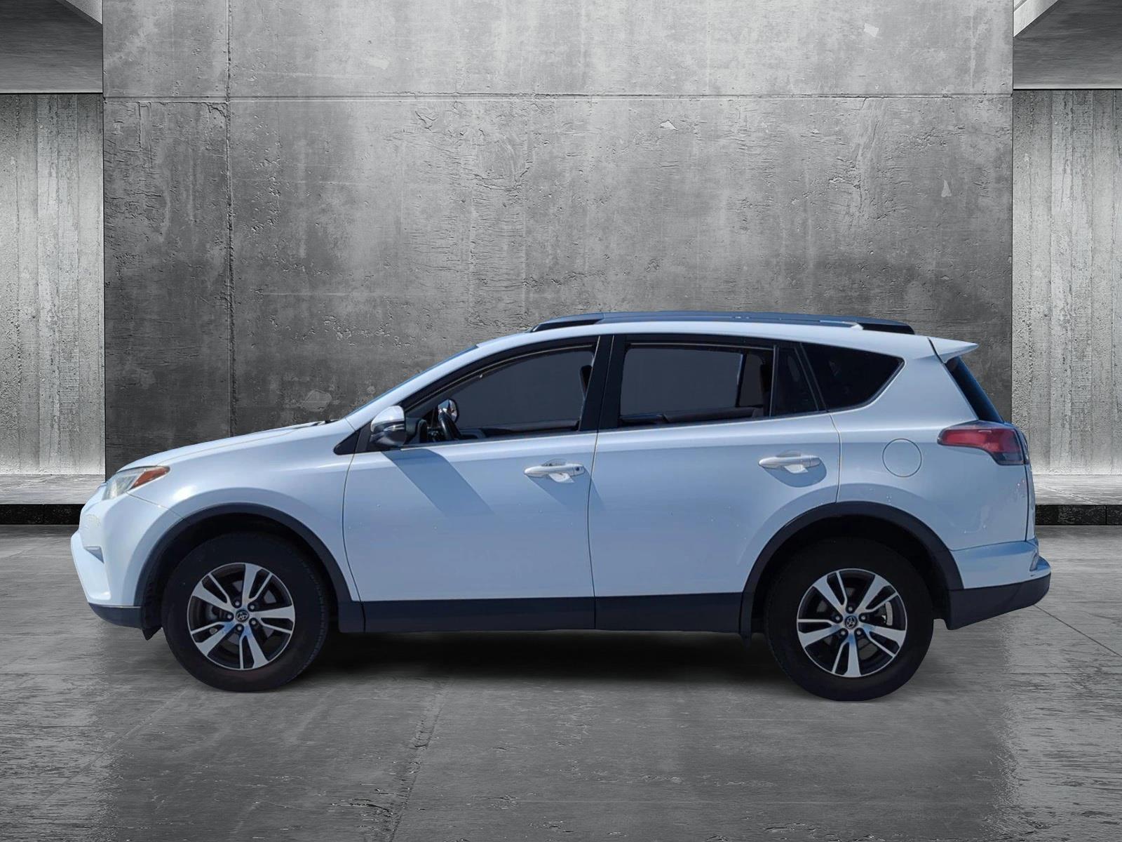 2017 Toyota RAV4 Vehicle Photo in Ft. Myers, FL 33907