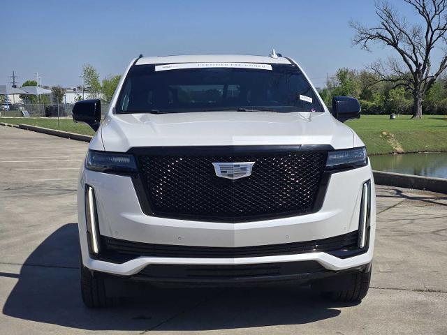 2023 Cadillac Escalade Vehicle Photo in DENTON, TX 76210-9321