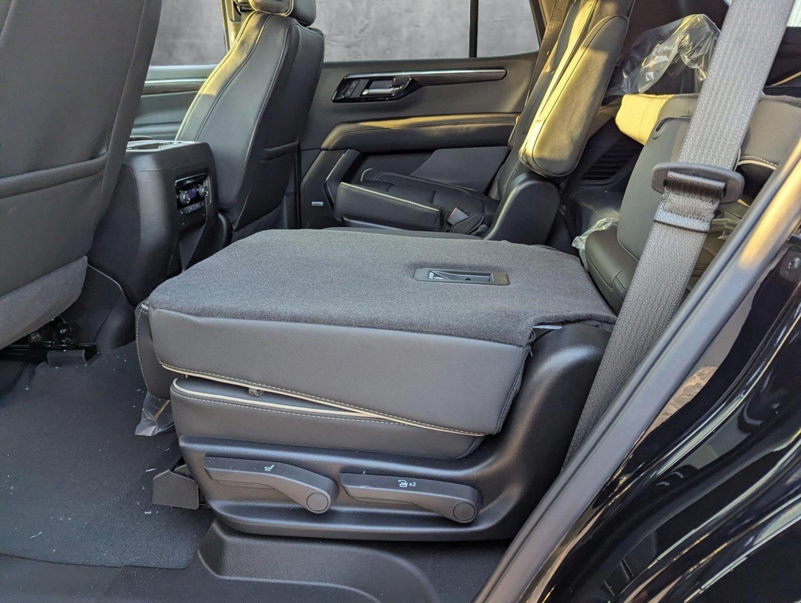 2025 Chevrolet Tahoe Vehicle Photo in ORLANDO, FL 32808-7998
