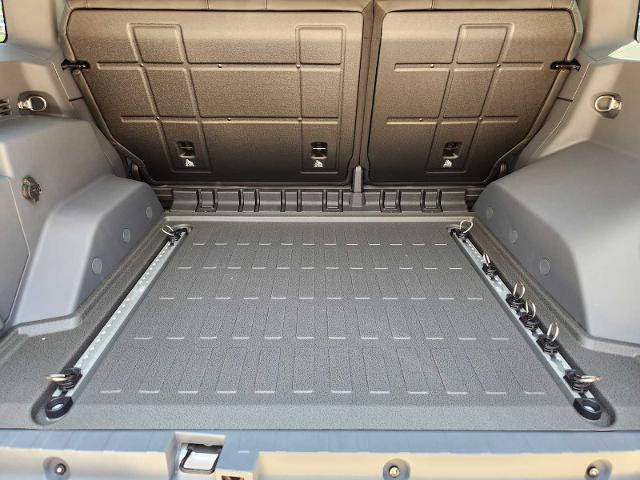 2025 INEOS Grenadier Vehicle Photo in Plano, TX 75024