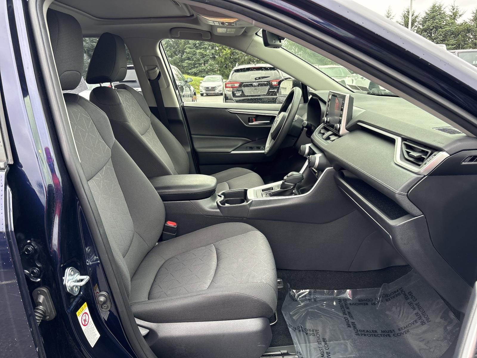 2019 Toyota RAV4 Vehicle Photo in Mechanicsburg, PA 17050