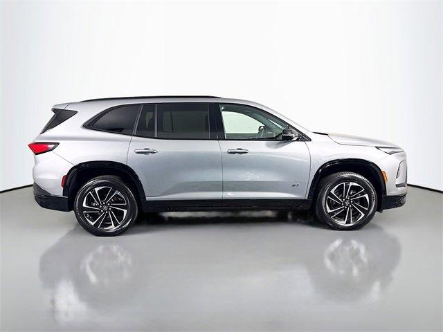 2025 Buick Enclave Vehicle Photo in PUYALLUP, WA 98371-4149