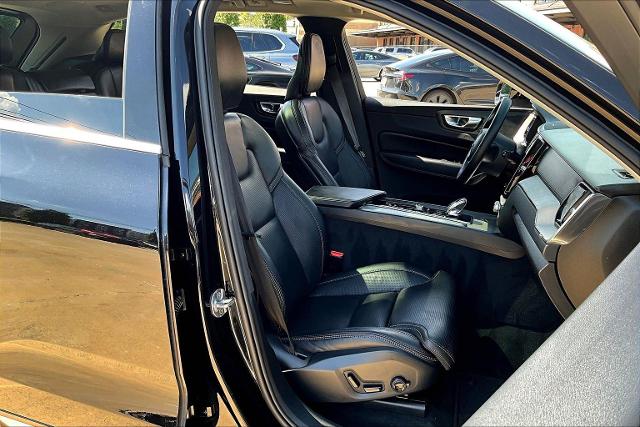 2022 Volvo XC60 Vehicle Photo in Houston, TX 77007