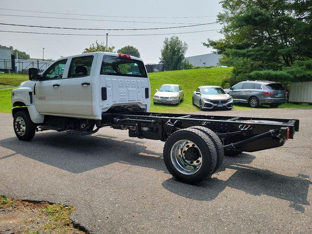 2024 Chevrolet Silverado 6500 HD Vehicle Photo in DANBURY, CT 06810-5034