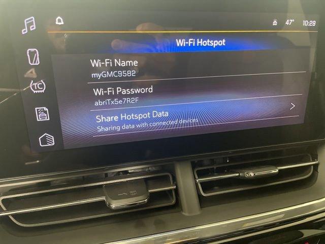 2025 Chevrolet Trax Vehicle Photo in PHOENIX, AZ 85014-3381