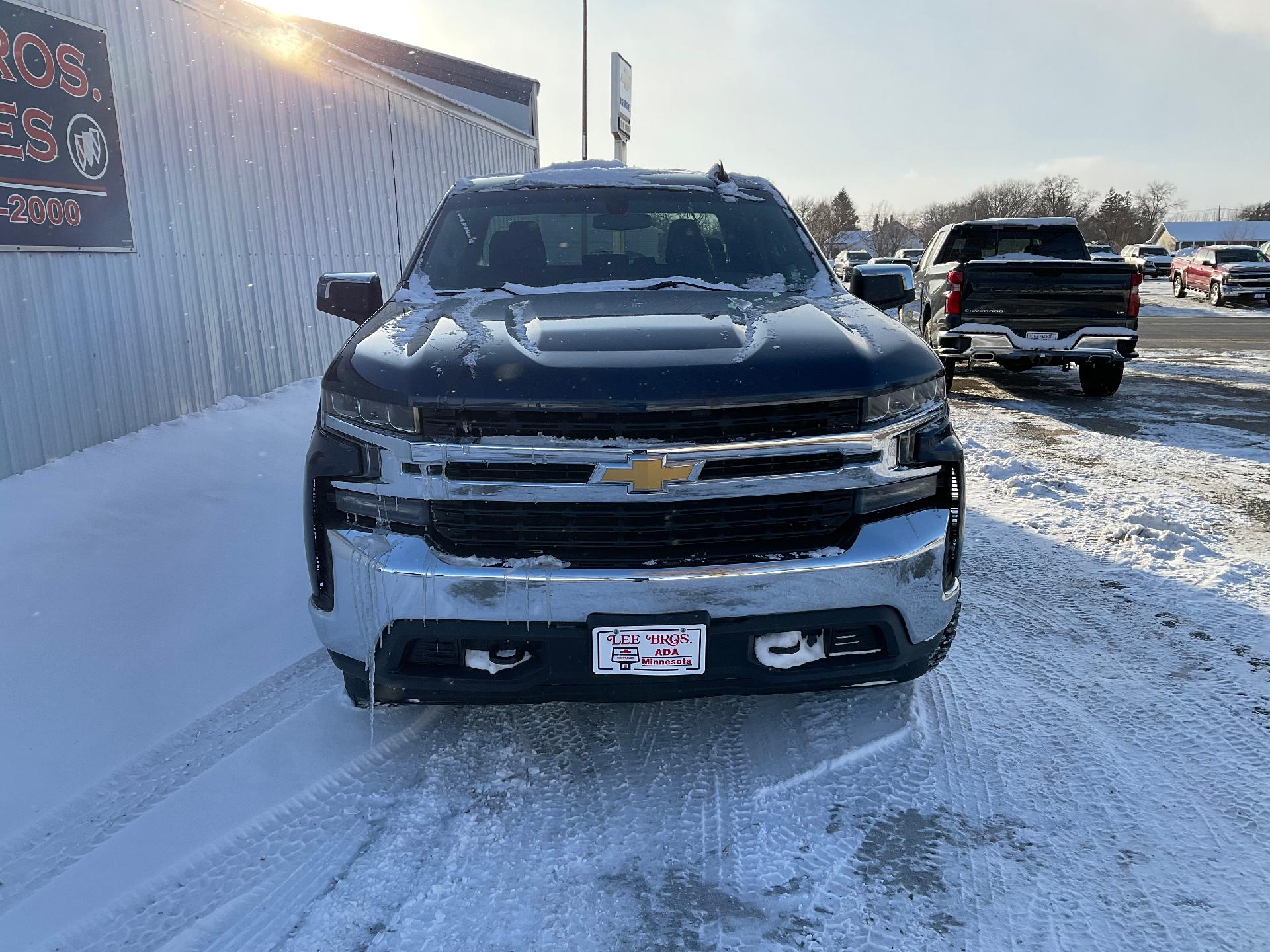 Used 2019 Chevrolet Silverado 1500 LT with VIN 1GCRYDED0KZ196474 for sale in Ada, Minnesota