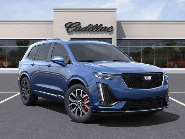 2025 Cadillac XT6 Vehicle Photo in GREEN BAY, WI 54303-3330