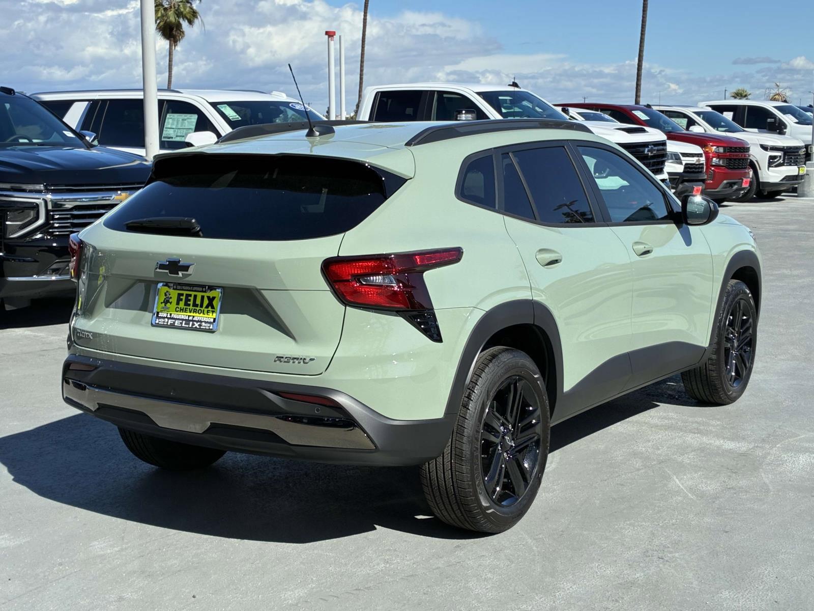 2025 Chevrolet Trax Vehicle Photo in LOS ANGELES, CA 90007-3794