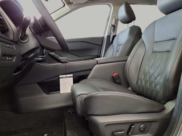 2025 Nissan Rogue Vehicle Photo in Oshkosh, WI 54904