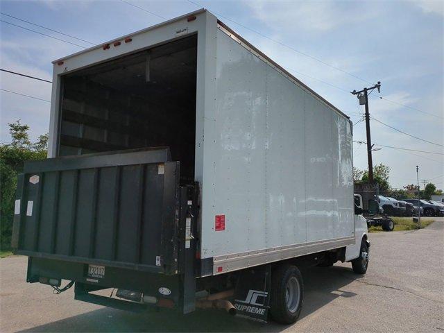 2016 Chevrolet Express Cutaway 3500 Vehicle Photo in PASADENA, CA 91107-3803