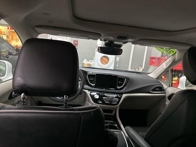2022 Chrysler Pacifica Vehicle Photo in MEDINA, OH 44256-9631