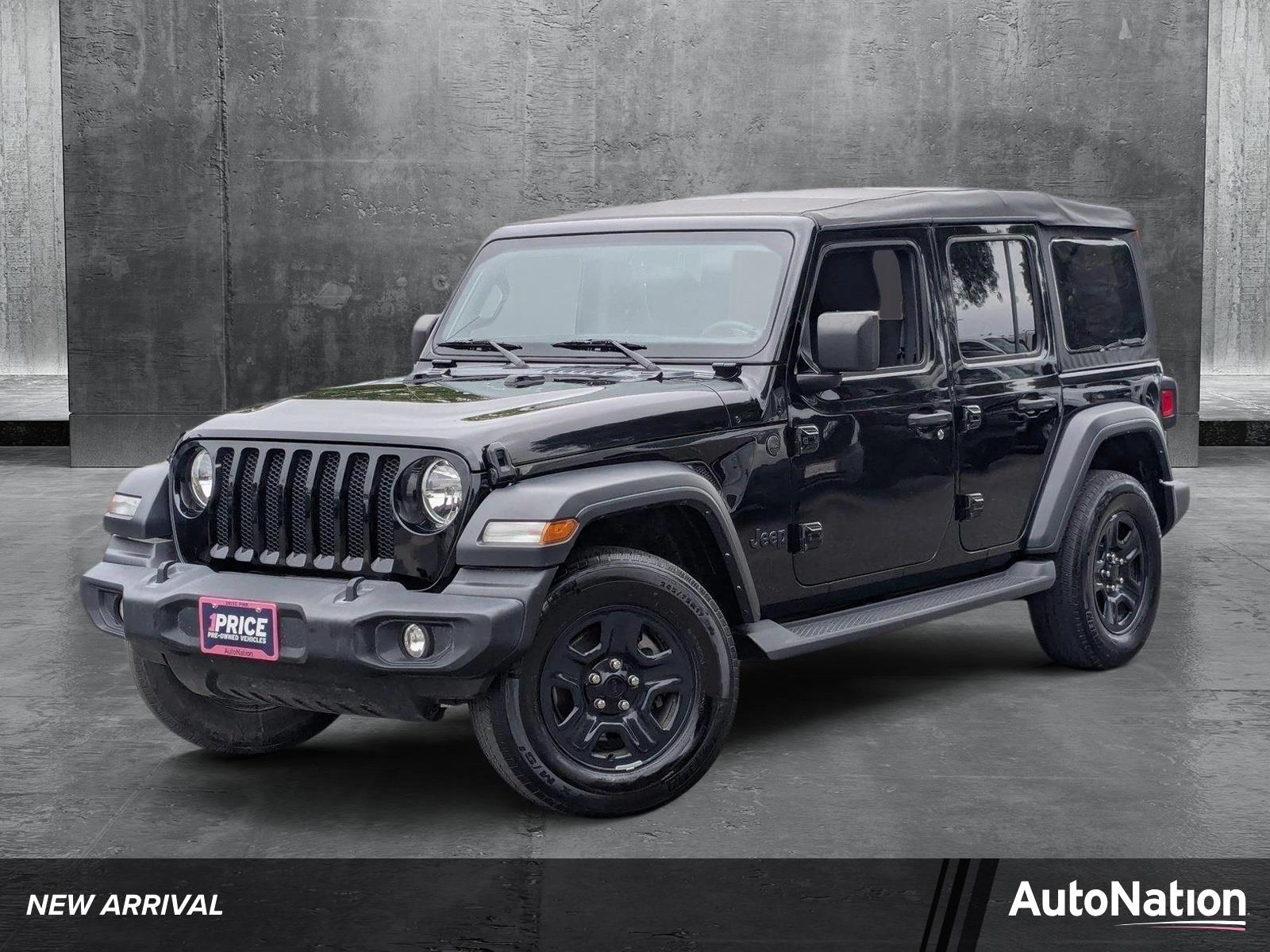 2023 Jeep Wrangler Vehicle Photo in Valencia, CA 91355