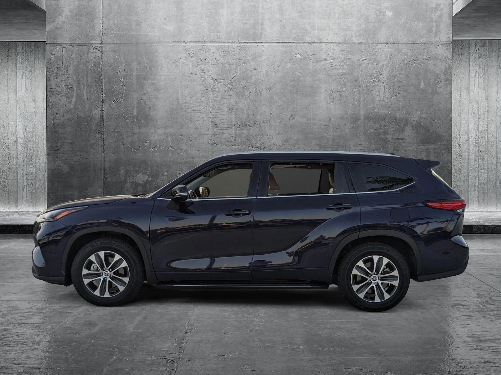 2022 Toyota Highlander Vehicle Photo in Davie, FL 33331