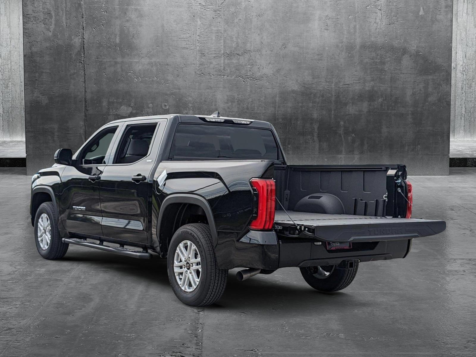 2025 Toyota Tundra 4WD Vehicle Photo in Davie, FL 33331